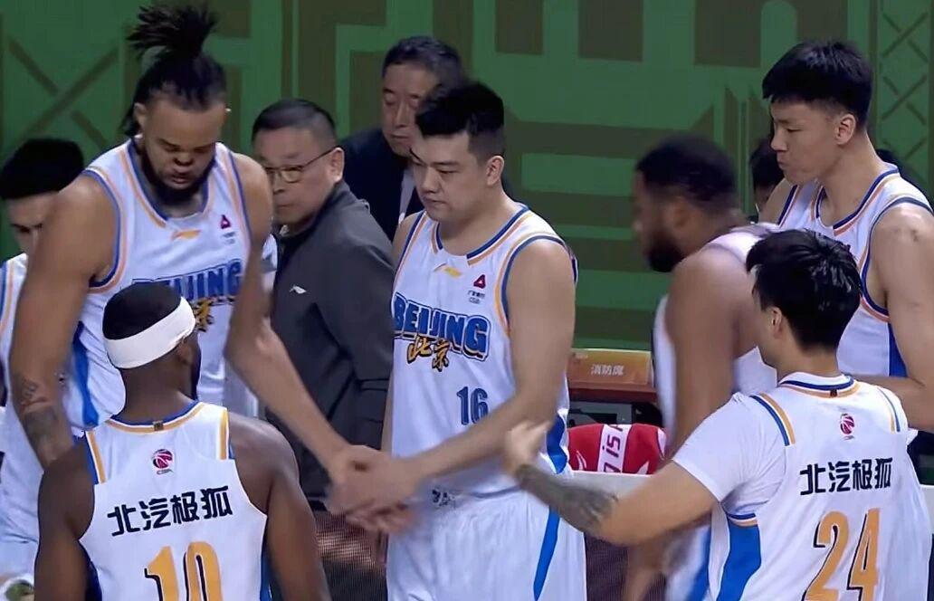 PP电子官方-北京男篮15分完败，辽宁男篮完胜新疆，山东力克福建重返四强